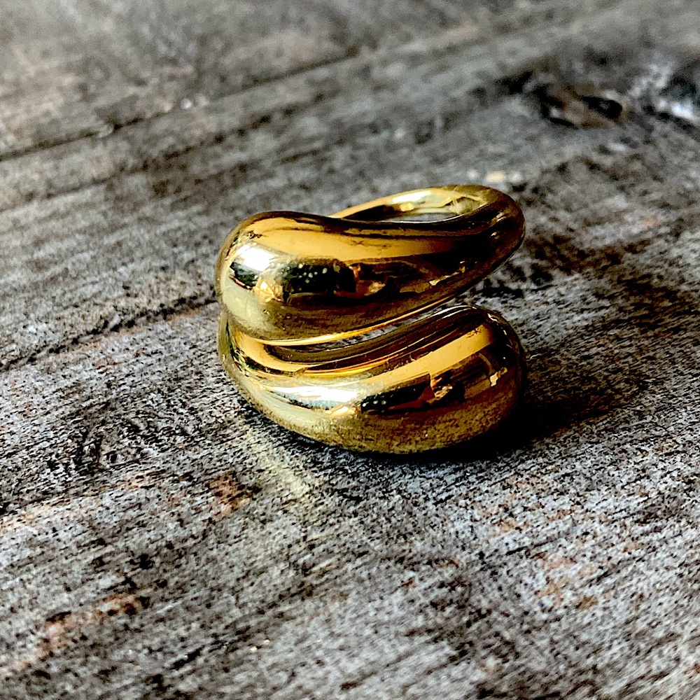 New Gold Wrap Statement Ring - image 1